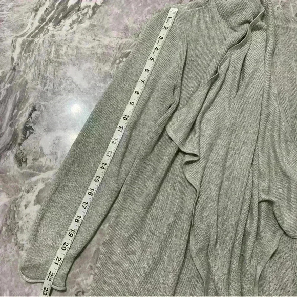 WHITE HOUSE BLACK MARKET Open Style Silver Knit Cardigan Sweater Women's Size M - Picture 6 of 9